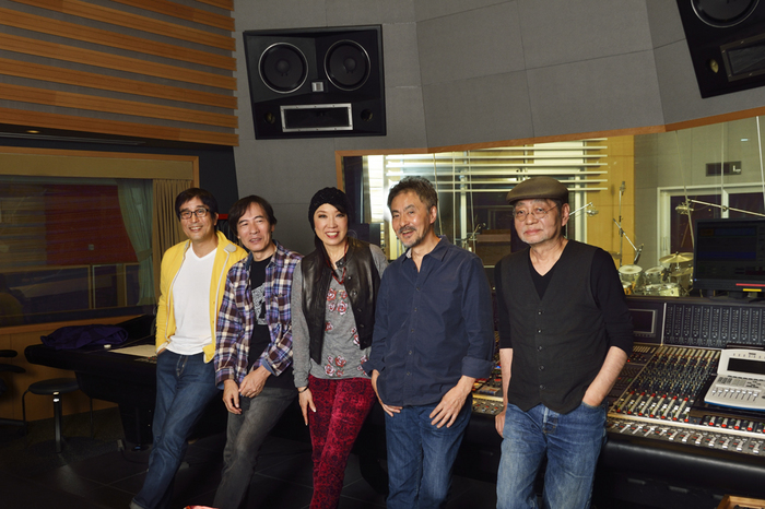 http://www.commmons.com/2013/11/08/yuming_caramelmama_1.jpg